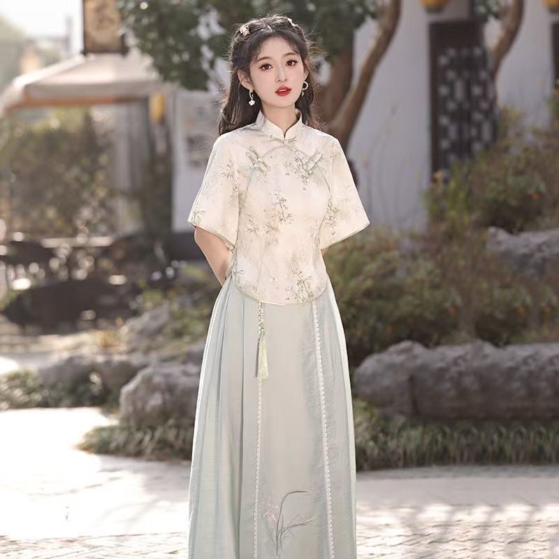 Republic of China Style New Chinese Suzhou Cheongsam, Modified Youth-style Elegant Top & Dress Set, Summer Women Wear